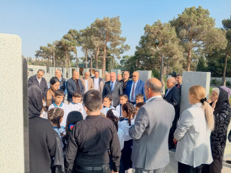 Sabunçu rayonunda Vətən müharibəsi şəhidləri Cəfərov Zaur Hüseyn oğlu, Şəbiyev Məhəmməd Vaqif oğlu, Babayev Rəşad Ağabəy oğlu, Quliyev İlkin Rəfail oğlu, Sadıqov Rəsul Həşim oğlu və Seyidov Əli Rahin oğlunun ildönümü münasibətilə anım mərasimləri keçirildi