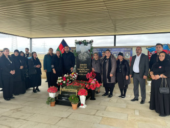 Sabunçu rayonunda Vətən müharibəsi şəhidləri Hüseynov Xaliq Kamil oğlu, Əliyev Saleh Namiq oğlu və Eyvazlı Rüfət Arzu oğlunun ildönümləri keçirildi