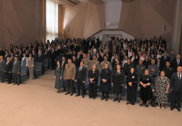 Sabunçu rayonunda Cahangir Cahangirov adına Xorun iştirakı ilə Ümummilli lider Heydər Əliyevin anadan olmasının 101 illiyinə həsr olunmuş konsert proqramı təşkil edildi