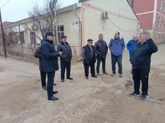 Bakıxanov qəsəbəsində asfaltlanma işləri aparılıb