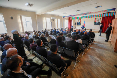 Rayon İcra Hakimiyyəti başçısının növbəti səyyar qəbulu Sabunçu qəsəbəsində keçirildi