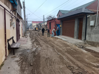 Bakıxanov qəsəbəsində asfaltlanma işləri aparılıb