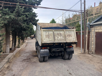 Bakıxanov qəsəbəsində asfaltlanma işləri aparılıb