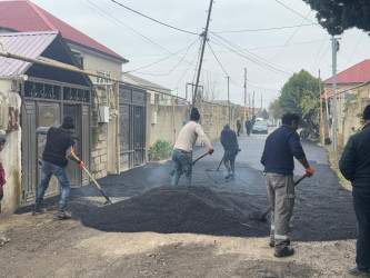 Zabrat qəsəbəsində asfaltlanma işləri aparılıb