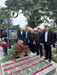 Bakıxanov qəsəbəsində Vətən müharibəsi şəhidi Hüseynov Əkbər Bahadur oğlunun ildönümü münasibətilə anım mərasimi keçirildi