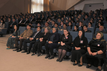 Sabunçu rayonunda Cahangir Cahangirov adına Xorun iştirakı ilə Ümummilli lider Heydər Əliyevin anadan olmasının 101 illiyinə həsr olunmuş konsert proqramı təşkil edildi