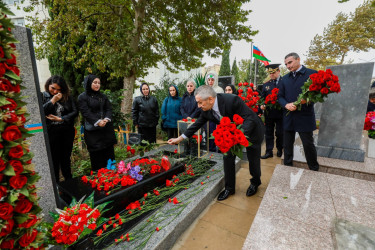Sabunçu rayonunda “27 sentyabr – Anım Günü” nün beşinci ildönümü münasibətilə şəhidlərin məzarları ziyarət edildi
