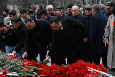 Sabunçu rayon ictimaiyyəti tərəfindən “Ana harayı” abidəsi ziyarət olundu