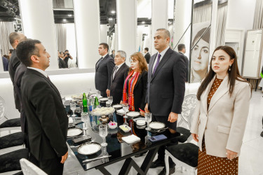 Sabunçu rayonunda görkəmli oftalmoloq alim, akademik Zərifə xanım Əliyevanın anadan olmasının 103 illiyi ilə əlaqədar “Unudulmaz alim, qayğıkeş ana və nura çevrilən ömür: Oftalmologiyanın zirvəsi- Zərifə Əliyeva” adlı tədbir keçirildi