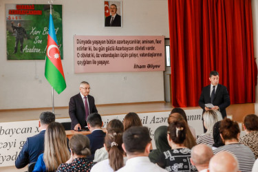 Bakıxanov qəsəbəsində sakinlərlə növbəti səyyar görüş keçirildi