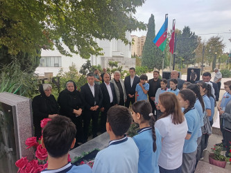 Sabunçu rayonunda Vətən müharibəsi şəhidləri Ceyhun Nüsrət oğlu Şalıyevin, Tural Şakir oğlu Abdullayevin, Elçin Fərhad oğlu Bağırovun, Nazim Həmzə oğlu Zahirovun ildönümləri və Tural Rəfail oğlu Dəmirçiyevin doğum günü münasibətilə anım mərasimləri keçirildi