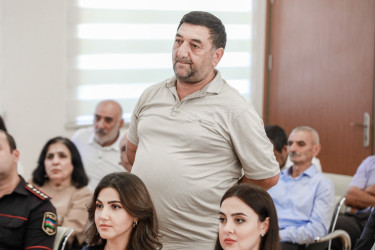 Zabrat qəsəbəsində sakinlərlə növbəti səyyar görüş keçirildi