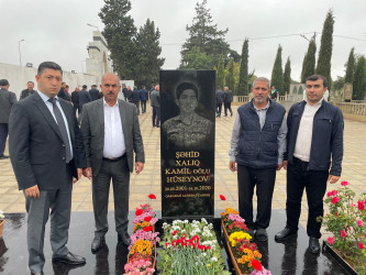 Sabunçu rayonunda Vətən müharibəsi şəhidləri Hüseynov Xaliq Kamil oğlu, Əliyev Saleh Namiq oğlu və Eyvazlı Rüfət Arzu oğlunun ildönümləri keçirildi