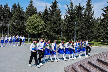 Sabunçu rayonunda Ümummilli Lider Heydər Əliyevin anadan olmasının 103 illiyinə həsr olunmuş “Ulu Öndər Heydər Əliyev:  Müasir Azərbaycanın memarı” adlı tədbir keçirildi.