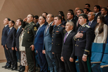 Sabunçu rayonunda Ümummilli Lider Heydər Əliyevin anadan olmasının 103 illiyinə həsr olunmuş “Ulu Öndər Heydər Əliyev:  Müasir Azərbaycanın memarı” adlı tədbir keçirildi.