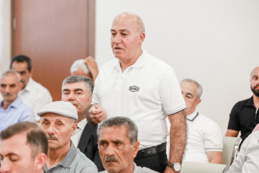 Zabrat qəsəbəsində sakinlərlə növbəti səyyar görüş keçirildi