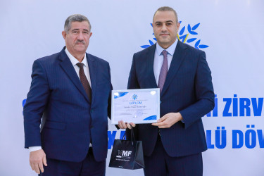 Sabunçu rayonunda “31 dekabr - Dünya Azərbaycanlılarının Həmrəyliyi Günü” münasibətilə “Şanlı Zəfərdən Yeni Zirvələrə: Qalib Xalq-Güclü Dövlət” mövzusunda tədbir keçirildi