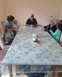 "Qəyyumluqda olan uşaqlara qayğıyla yanaşaq!" adlı layihə çərçivəsində qəyyumluqda olan uşaqların ailələrinə səfərlər təşkil edildi