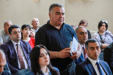 Rayon İcra Hakimiyyəti başçısının növbəti səyyar qəbulu Pirşağı qəsəbəsində keçirildi