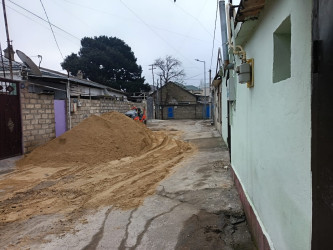 Bakıxanov qəsəbəsində asfaltlanma işləri aparılıb