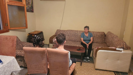 "Qəyyumluqda olan uşaqlara qayğıyla yanaşaq!" adlı layihə çərçivəsində qəyyumluqda olan uşaqların ailələrinə səfərlər təşkil edildi