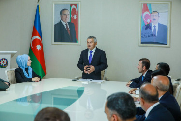 Sabunçu Rayon İcra Hakimiyyətində “27 Sentyabr – Anım Günü”nün altıncı ildönümünə həsr edilmiş dəyirmi masa keçirilib