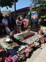 Sabunçu rayonunda Vətən müharibəsi şəhidləri Şəhriyar Əliyev, Siyavuş Muradov və Samir Xudiyevin anım mərasimi keçirildi