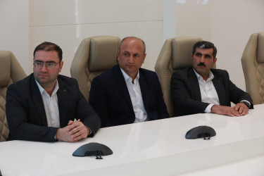 “Dilimiz varlığımızdır” adlı dəyirmi masa keçirilmişdir