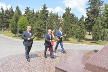  Sabunçu rayonunda “23 iyun - Dövlət Qulluqçularının Peşə Bayramı Günü” qeyd olundu