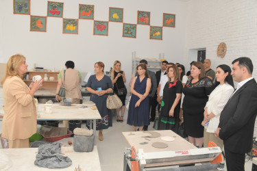 Nardaran “ABAD” Keramika və Tətbiqi Sənət Mərkəzinə infotur təşkil edildi.