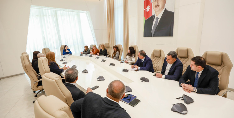 Sabunçu rayonunun bələdiyyələrində yaradılmış Gender məsələləri və məişət zorakılığı ilə mübarizəyə dair Komissiyaların fəaliyyəti barədə toplantı keçirildi