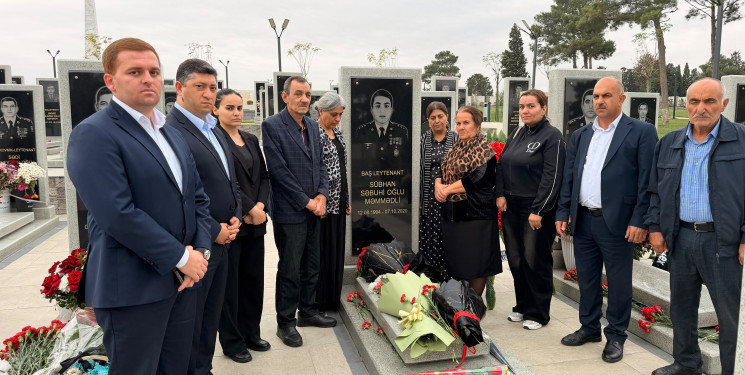 Sabunçu rayonunda Vətən müharibəsi şəhidləri Sübhan Səbuhi oğlu Məmmədlinin, Telman İqdam oğlu Ələkbərovun, Şamil Nazim oğlu Bababəyin, Məhəmməd Niman oğlu Səmədovun, Tural Rəfail oğlu Dəmirçiyevin, Əmirulla Vahid oğlu Əliyevin və Qələndər Nofəl oğlu Alıyevin ildönümləri münasibətilə anım mərasimləri keçirildi