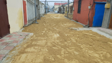 Bakıxanov qəsəbəsində asfaltlanma işləri aparılıb