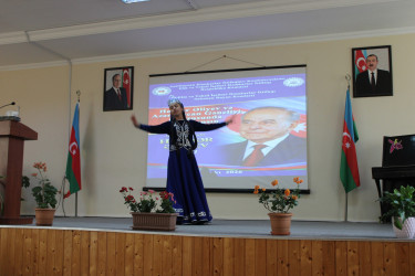 “2 fevral-Gənclər Günü” ilə əlaqədar “Heydər Əliyev və Azərbaycan gəncliyi” mövzusunda konfrans keçirildi