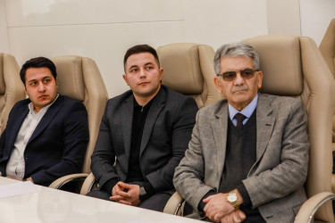 Sabunçu Rayon İcra Hakimiyyətində çalışan dövlət qulluqçuları üçün “Dövlət orqanlarında inzibati vəzifələrin tutulması şərtləri və qaydaları” mövzusunda təlim keçirildi
