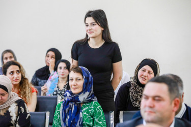 Rayon İcra Hakimiyyəti başçısının növbəti səyyar qəbulu Nardaran qəsəbəsində keçirildi