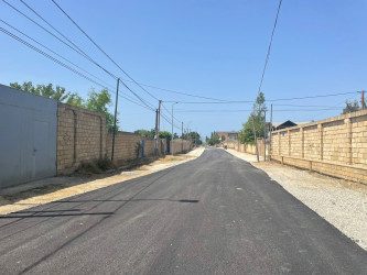 Pirşağı qəsəbəsində asfaltlanma işləri aparılıb