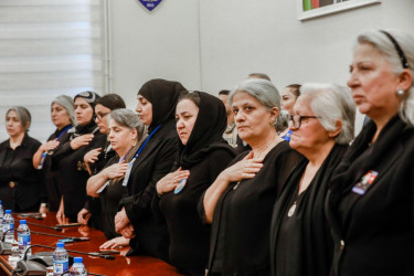 Sabunçu rayonunda “27 sentyabr - Anım Günü”nün beşinci ildönümünə həsr edilmiş dəyirmi masa keçirildi.