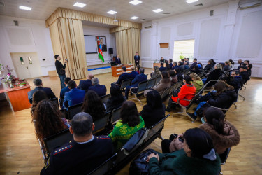 Rayon İcra Hakimiyyəti başçısının növbəti səyyar qəbulu Sabunçu qəsəbəsində keçirildi