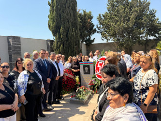 Sabunçu rayonunda Milli Qəhrəman Eldar Xəlil oğlu Xəlilovun doğum günü münasibətilə anım mərasimi keçirildi.